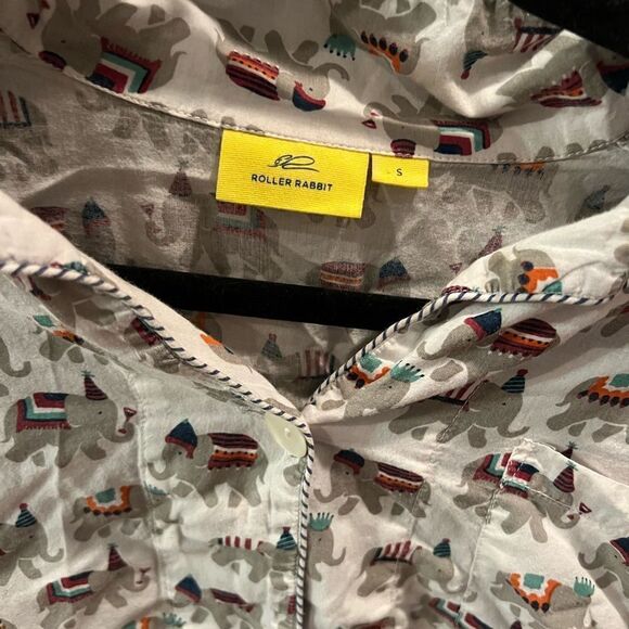 ROLLER RABBIT COTTON BUTTON UP - Picture 2 of 4